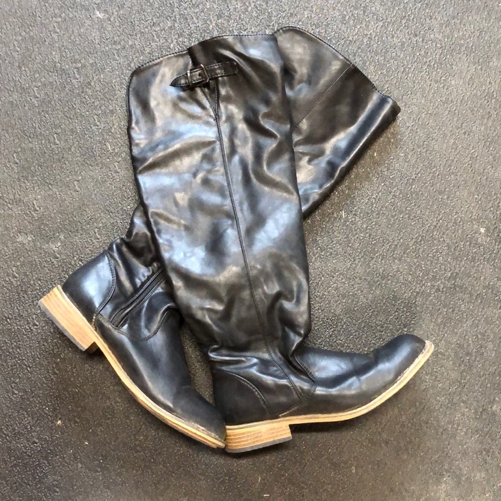 Bamboo Parksville Balck Boots